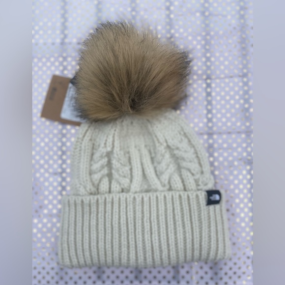 The North Face Kids’ Oh Mega Fur Pom Beanie gardenia white one size NWT perfect - Picture 2 of 8